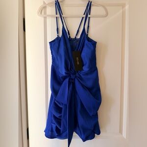 DO+BE Vibrant Blue Garment
